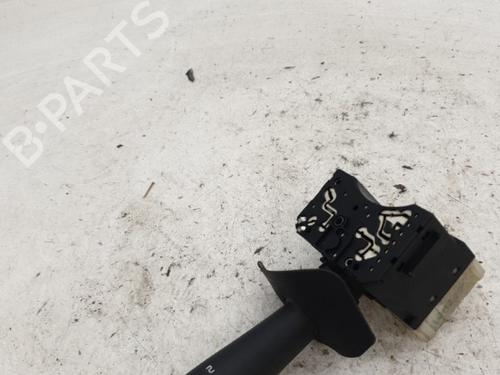 Used Steering column stalk RENAULT CLIO II (BB_, CB_) 1.9 D (B/CB0E, BB0J) (64 hp) 22865094