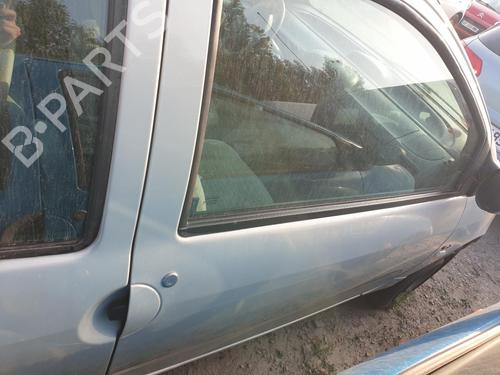 Dør høyre foran RENAULT TWINGO I (C06_) 1.2 16V (C060) (60 hp) 28425762