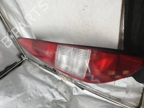 Used Left taillight FORD MONDEO III Turnier (BWY) 2.0 16V TDDi / TDCi (115 hp) 22868124
