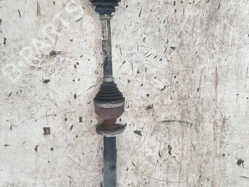 Drivaksel fortil Højre OPEL ZAFIRA TOURER C (P12) 1.6 CDTI (75) (136 hp) 31660257