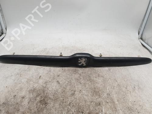 Used Licence plate light PEUGEOT 206 Hatchback (2A/C) 1.9 D (69 hp) 30967901