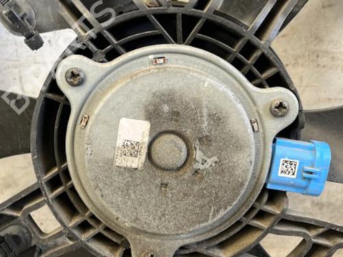 Used Radiator fan Radiator fan 23832395 23832395