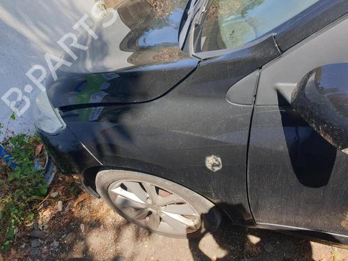 left-front-fenders-renault-megane-iii-hatchback-bz01_-b3_-2008-37526856 main image