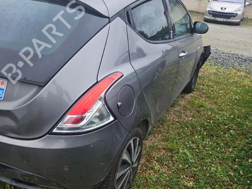 Right taillight LANCIA YPSILON (312_) 0.9 TwinAir (312.PXG11, 312.PXG1A, 312.YXG11, 312.YXG1A) | BP25155678C35 - Image 7