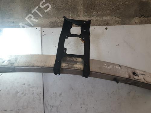 Used Front bumper reinforcement Front bumper reinforcement 31754850 31754850