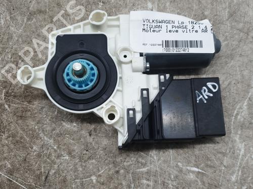 Used Right rear window motor Right rear window motor VW TIGUAN (5N_) 1.4 TSI (160 hp) 32775304 32775304