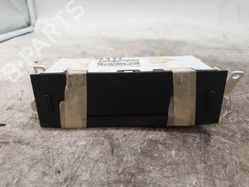 Used Display monitor PEUGEOT 1007 (KM_) 1.4 HDi (68 hp) 28072560