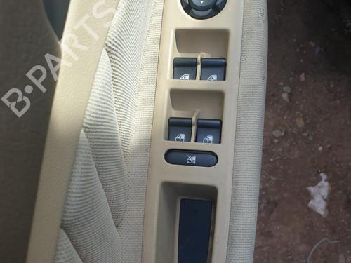 Used Left front window switch Left front window switch ALFA ROMEO 159 (939_) 2.0 JTDM (939AXP1B) (170 hp) 35793344 35793344