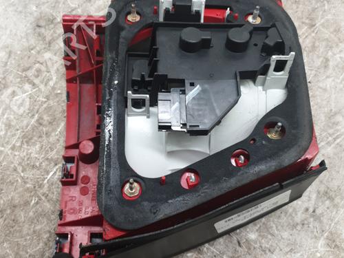 right-taillight-audi-a4-b5-8d2-1994-1995-1996-1997-1998-1999-2000-2001-32134013 main image