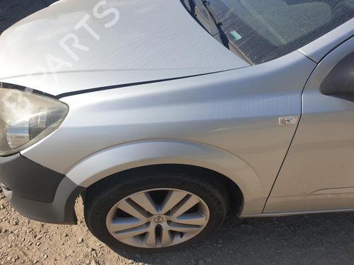left-front-fenders-opel-astra-h-a04-2004-2005-2006-2007-2008-2009-2010-2011-2012-2013-2014-37707384 main image