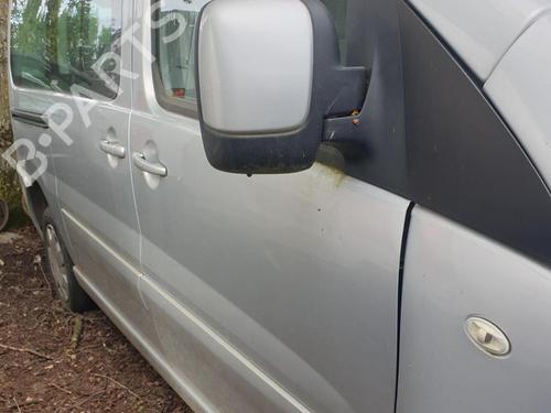 Used Right front door Right front door FIAT SCUDO Bus (270_, 272_) 2.0 D Multijet (120 hp) 31039249 31039249