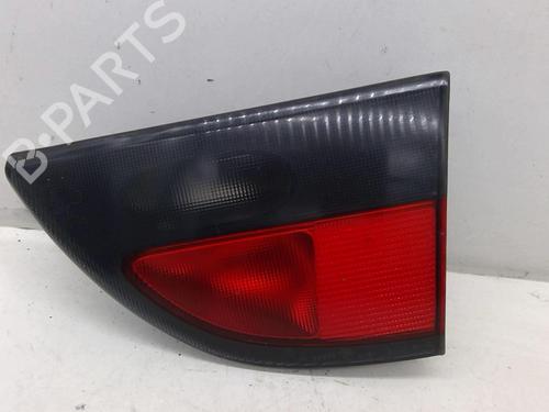 Used Right tailgate light Right tailgate light RENAULT MEGANE I Classic (LA0/1_) 1.6 e (LA0F, LA0S) (90 hp) 22881937 22881937