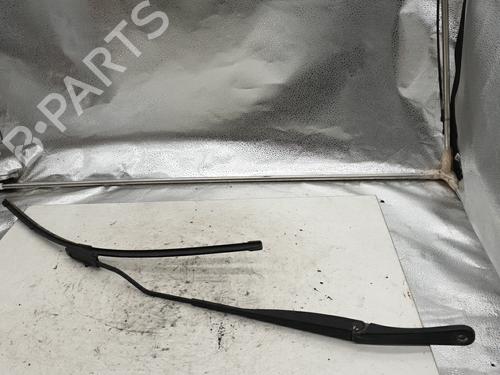 Used Front windshield wiper arm RENAULT CLIO III Grandtour (KR0/1_) 1.5 dCi (KR0G) (68 hp) 24422291