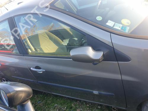 right-front-door-renault-clio-iii-br01-cr01-2005-2006-2007-2008-2009-2010-2011-2012-2013-2014-30492243 main image