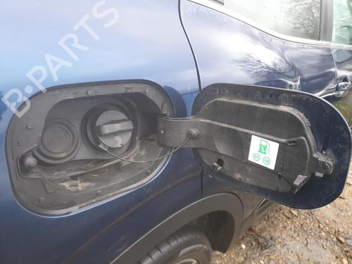 fuel-flap-renault-kadjar-ha_-hl_-2015-31378962 main image