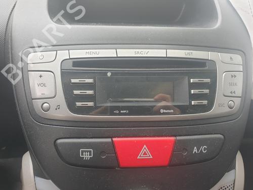 Radio CITROËN C1 (PM_, PN_) 1.0 (68 hp) 28127975