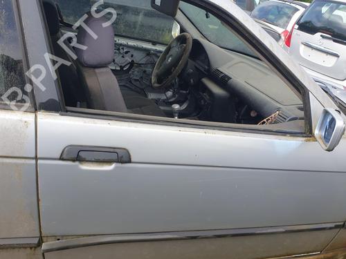 Used Right front door BMW 3 Compact (E36) 316 i (105 hp) 26154611