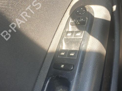 Used Left front window switch Left front window switch PEUGEOT 407 SW (6E_, 6D_) 2.0 HDi 135 (136 hp) 29839955 29839955