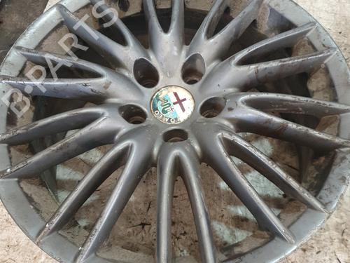 rim-alfa-romeo-giulietta-940_-2010-2011-2012-2013-2014-2015-2016-2017-2018-2019-2020-32343973 main image