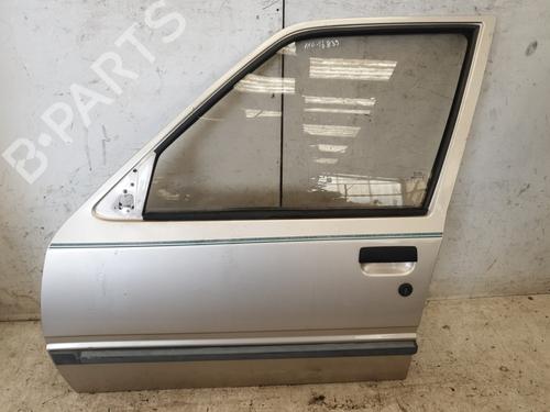 Dør venstre fortil Dør venstre fortil PEUGEOT 309 II (3C, 3A) 1.4 (75 hp) 29124449 29124449