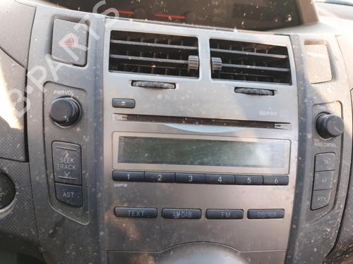 Used Radio Radio TOYOTA YARIS (_P9_) 1.4 D-4D (NLP90_, NLP90R) (90 hp) 33631445 33631445