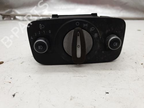 Used Headlight switch FORD FIESTA VI (CB1, CCN) 1.6 TDCi (95 hp) 22864175