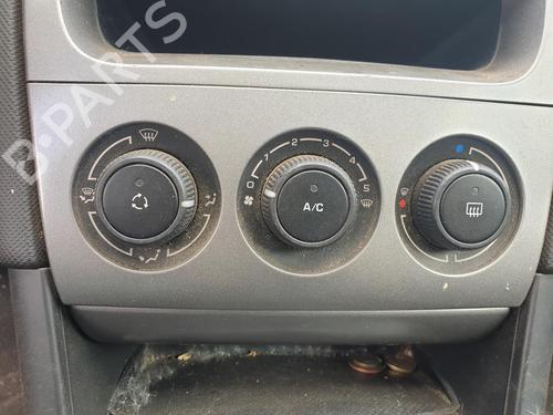 Climate control PEUGEOT 308 SW I (4E_, 4H_) 1.6 HDi | BP28357821I5