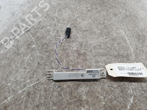 electronic-module-renault-megane-iv-hatchback-b9amn_-2015-32709314 main image