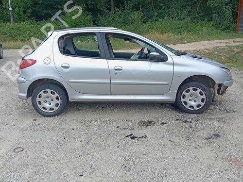 Brukte deler til PEUGEOT 206 Hatchback (2A/C) 1.4 HDi eco 70 (68 hp) 4341781