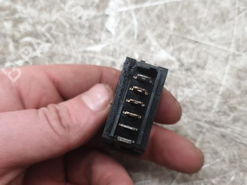 Used Switch Switch RENAULT 21 (B48_) 1.7 (B48E) (90 hp) 32171388 32171388