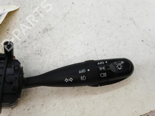 switch-suzuki-swift-iii-mz-ez-13-ddis-rs413d-2005-22879546 main image