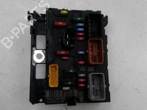 Used Fuse box PEUGEOT 207 (WA_, WC_) 1.4 HDi (68 hp) 22873043