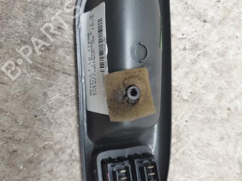 Used Left front window switch Left front window switch RENAULT SCÉNIC I MPV (JA0/1_, FA0_) 1.9 dCi (JA05, JA1F) (102 hp) 29537561 29537561