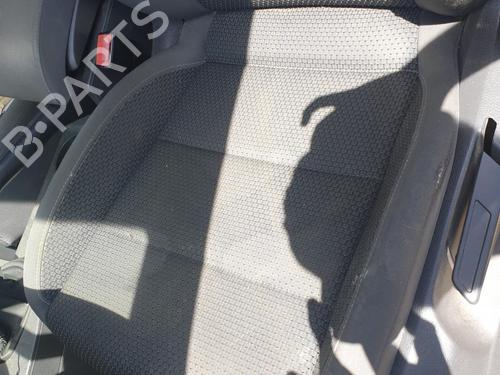 Left front seat VW TOURAN (1T3) 1.6 TDI | BP36793689C15 - Image 4