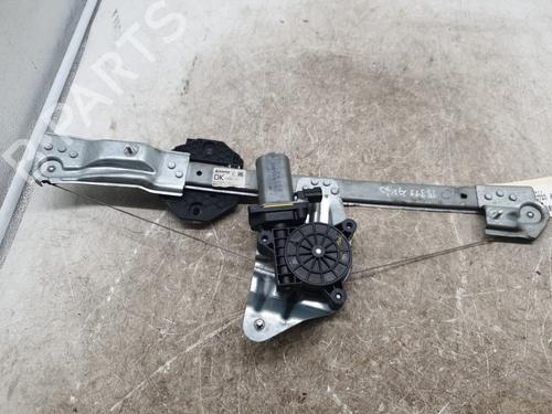 BP32474952C23 main image