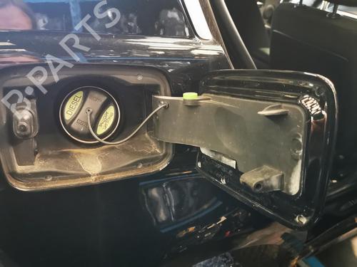 Fuel flap BMW 3 (E90) 318 d | BP22868458C131