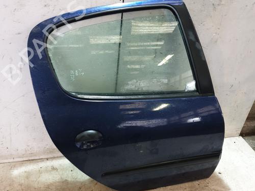 Used Right rear door PEUGEOT 206 Hatchback (2A/C) 1.4 i (75 hp) 22877525