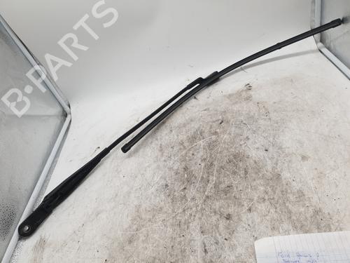 Used Front windshield wiper arm PEUGEOT 3008 I MPV (0U_) 2.0 HDi 150 / BlueHDi 150 (150 hp) 23832161