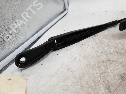 Front windshield wiper arm PEUGEOT 2008 I (CU_) 1.6 HDi | BP31182378C143