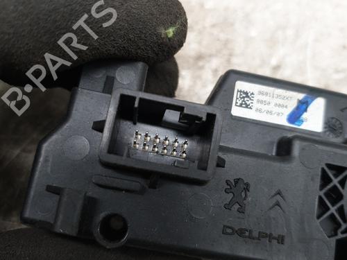 Used Gear lever Gear lever CITROËN C4 Picasso I MPV (UD_) 2.0 HDi 138 (136 hp) 31216704 31216704