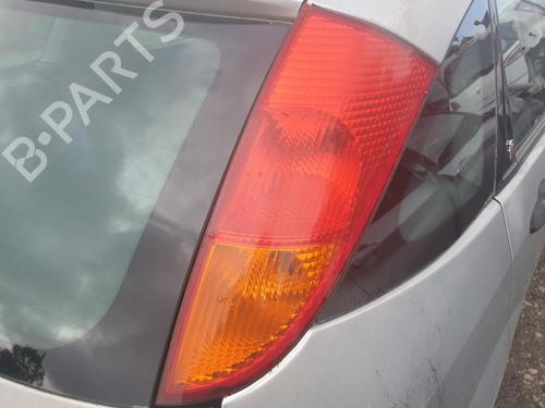Højre baglygte FORD FOCUS I (DAW, DBW) 1.6 16V (100 hp) 29839974