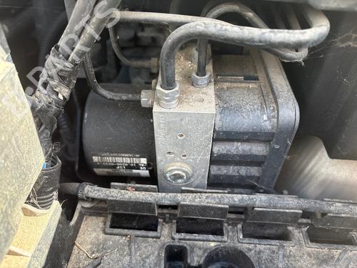 ABS pump CITROËN C5 II (RC_) 1.6 HDi (RC8HZB) | BP40200785M43 - Image 2