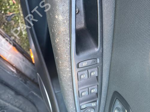 Left front window switch RENAULT SCÉNIC III (JZ0/1_) 1.9 dCi (JZ0J, JZ1J, JZ1K, JZ1S) | BP39761263I27 - Image 2