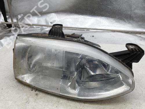 Used Right headlight FIAT PALIO Weekend (178_, 173_, 373_, 374_, 171_) 1.2 (73 hp) 22884364