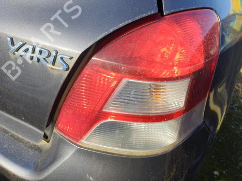 Used Right taillight Right taillight TOYOTA YARIS (_P9_) 1.4 D-4D (NLP90_, NLP90R) (90 hp) 33631432 33631432
