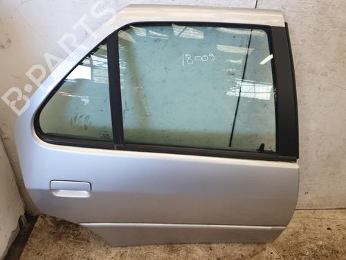 Used Right rear door PEUGEOT 306 Hatchback (7A, 7C, N3, N5) 2.0 HDI 90 (90 hp) 29896361