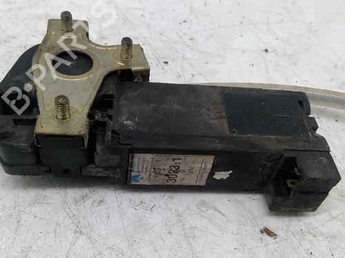 Rudehejsemekanisme venstre bagtil Rudehejsemekanisme venstre bagtil RENAULT 25 (B29_) 2.0 (120 hp) 25842814 25842814