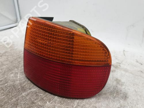 Used Right taillight Right taillight FIAT PUNTO Convertible (176_) 60 1.2 (176AR_, 176BR_) (60 hp) 22878282 22878282