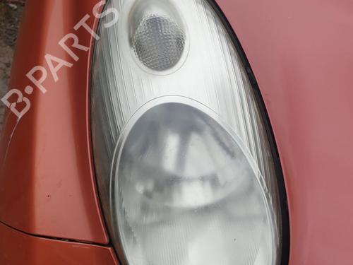 Used Right headlight NISSAN MICRA III (K12) 1.2 16V (80 hp) 26132741