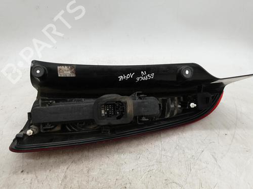 Used Left taillight RENAULT ESPACE IV (JK0/1_) 2.0 dCi (JK03, JK04, JK1C, JK1G, JK1J, JK1K) (173 hp) 22872416